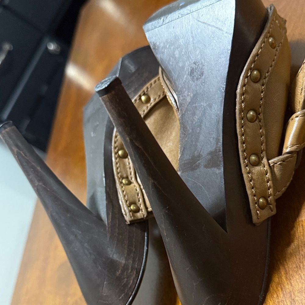 Burberry platform clogs - Picture 4 of 8